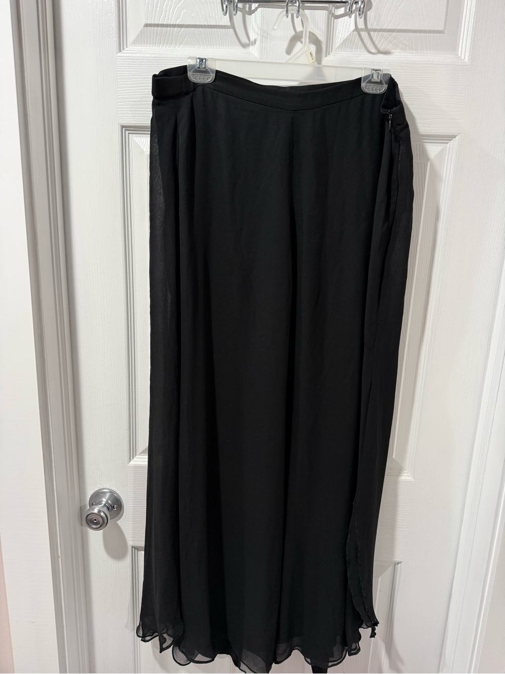 St. John by Marie Gray 100% silk palazzo pants, some flaws, see pics.